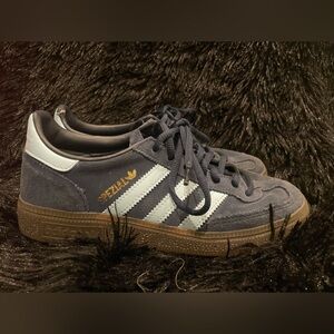 ADIDAS HANDBALL SPEZIAL (navy clear sky)! SIZE 4 1/2 MENS WOMENS 6